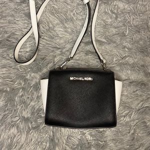 Michael Kors MK Black & White Crossbody Bag